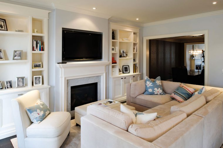 leaside-1_living2-1-web